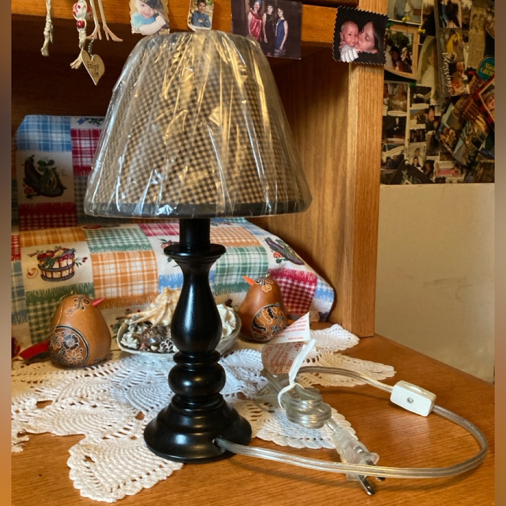 Lamp, w/Checkered Shade, Brown, 11.5” Tall (bulb not included), dark brown base